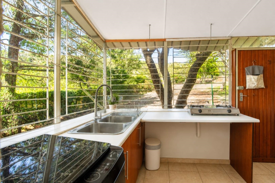 28 Bedroom Property for Sale in Hartbeespoort Rural North West